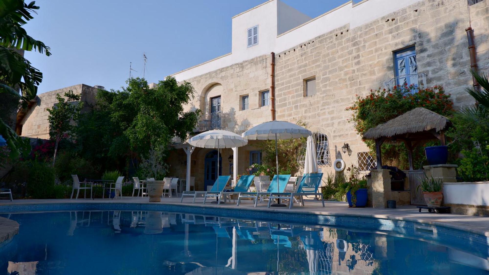 Village Knights B&B Żebbuġ Exterior foto